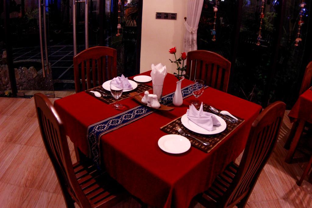 Hotel Brilliant Науншве Екстер'єр фото