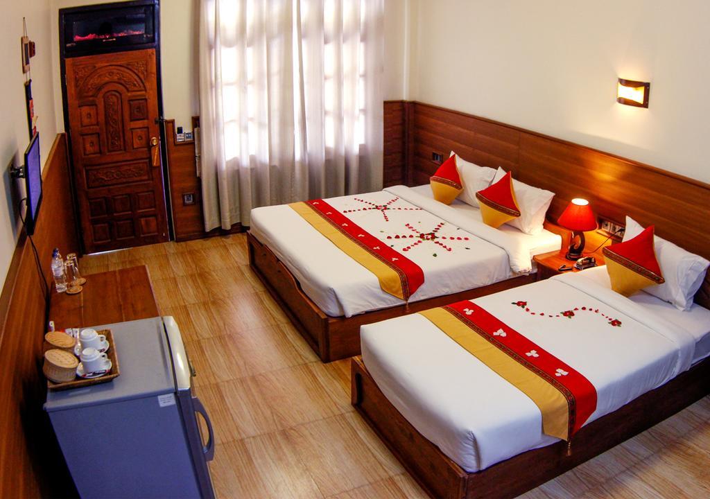 Hotel Brilliant Науншве Екстер'єр фото